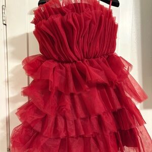 Elegant Scarlet Ruffled Women's Prom Dress